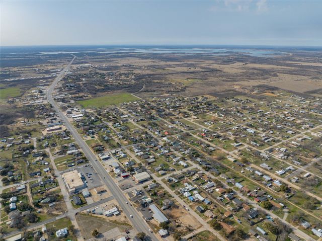 1109 W Elm Street, Breckenridge, TX 76424