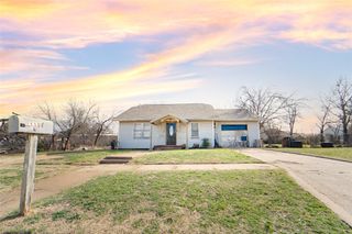 1109 W Elm Street, Breckenridge, TX 76424