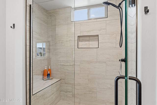 1774 E Wintergreen Drive, Green Valley, AZ 85614