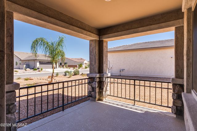 1774 E Wintergreen Drive, Green Valley, AZ 85614