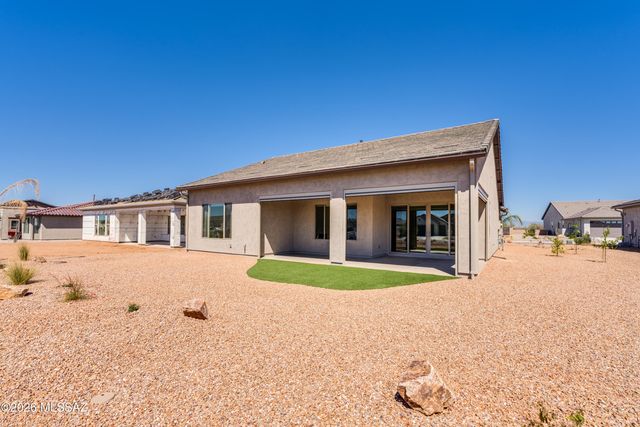 1774 E Wintergreen Drive, Green Valley, AZ 85614