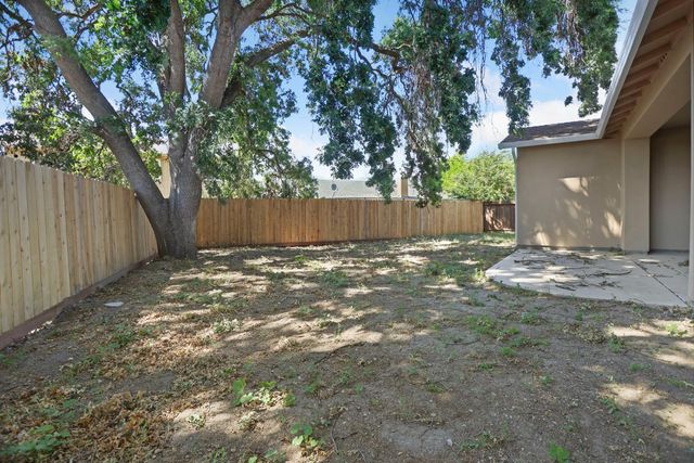 9421 Carter Ct, Stockton, CA 95209
