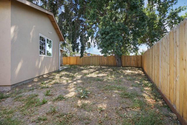9421 Carter Ct, Stockton, CA 95209
