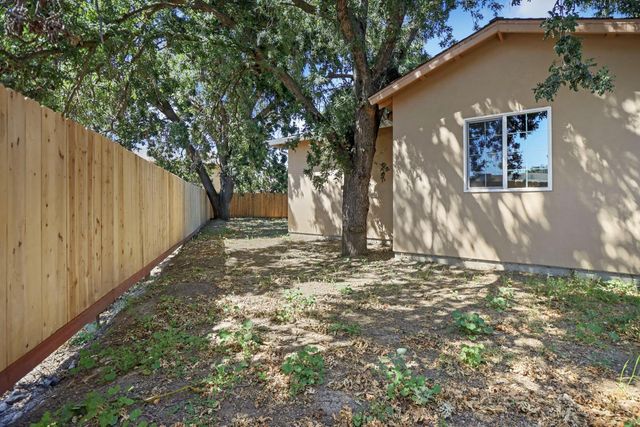 9421 Carter Ct, Stockton, CA 95209
