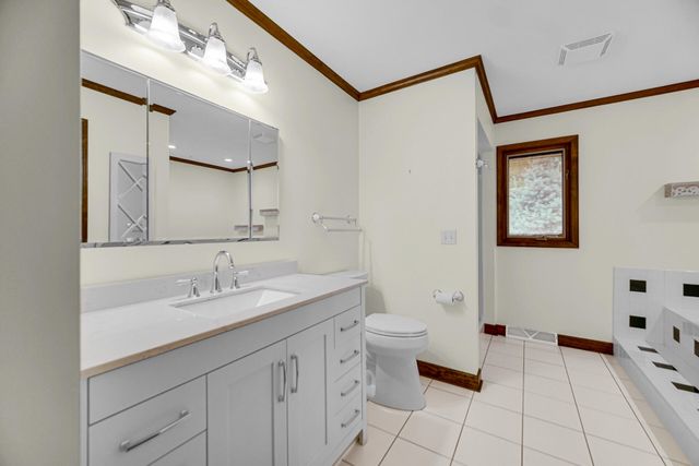 5617 W Wilmens Trail, La Porte, IN 46350