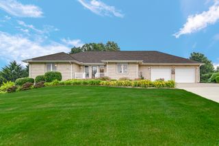 5617 W Wilmens Trail, La Porte, IN 46350