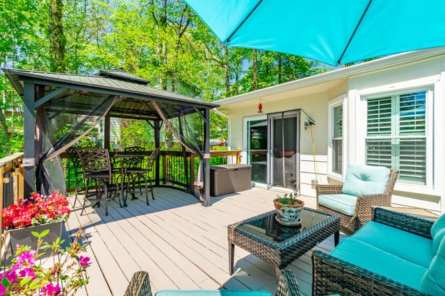 6307 Ridge Lake Road, Hixson, TN 37343