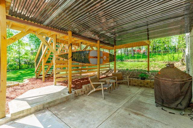 6307 Ridge Lake Road, Hixson, TN 37343