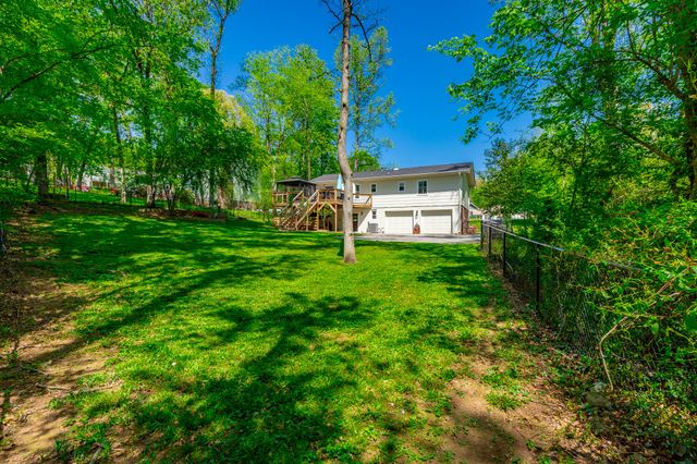 6307 Ridge Lake Road, Hixson, TN 37343