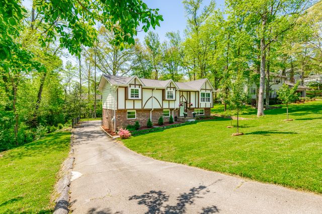 6307 Ridge Lake Road, Hixson, TN 37343