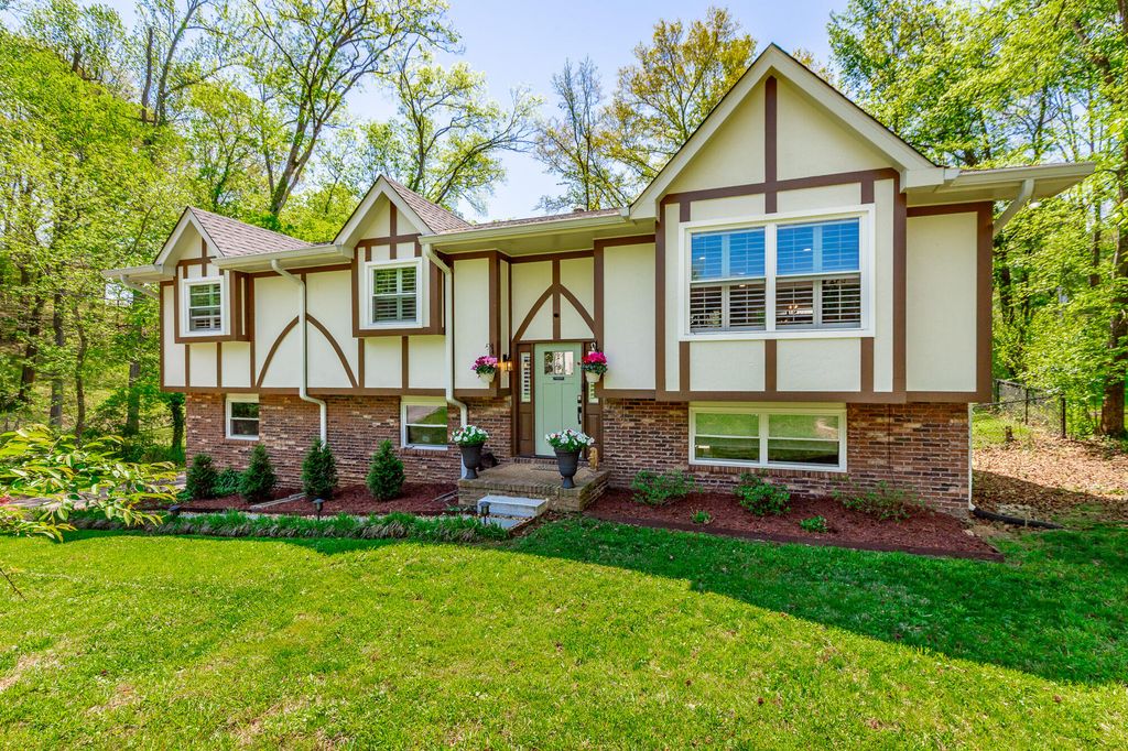 6307 Ridge Lake Road, Hixson, TN 37343
