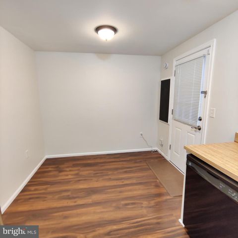 8317 GEORGIAN CT, Manassas, VA 20110