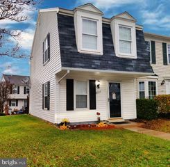 8317 GEORGIAN CT, Manassas, VA 20110