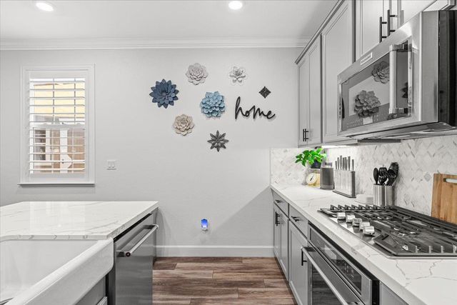 2897 Margot Ln, Turlock, CA 95382