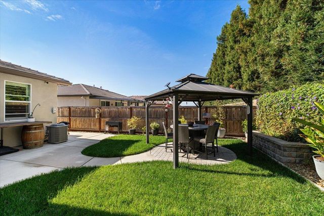 2897 Margot Ln, Turlock, CA 95382
