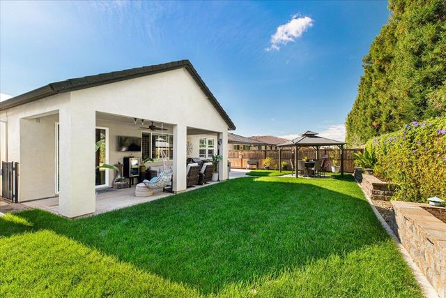 2897 Margot Ln, Turlock, CA 95382