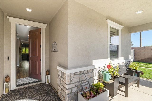 2897 Margot Ln, Turlock, CA 95382