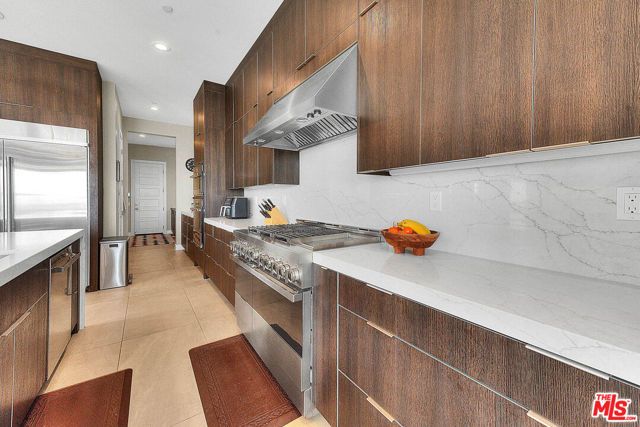 20558 W Overlook Court, Porter Ranch (los Angeles), CA 91326