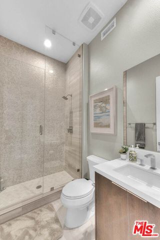 20558 W Overlook Court, Porter Ranch (los Angeles), CA 91326