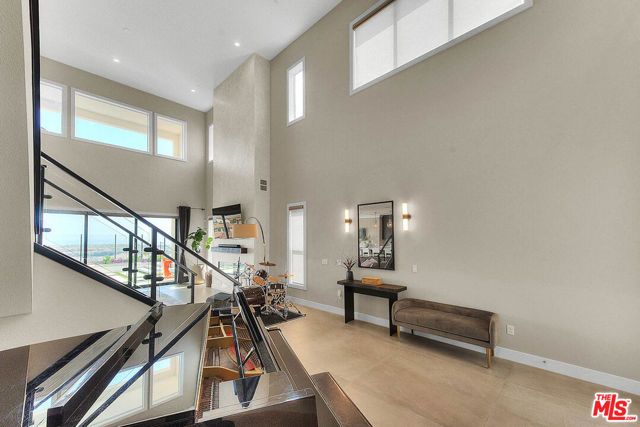 20558 W Overlook Court, Porter Ranch (los Angeles), CA 91326