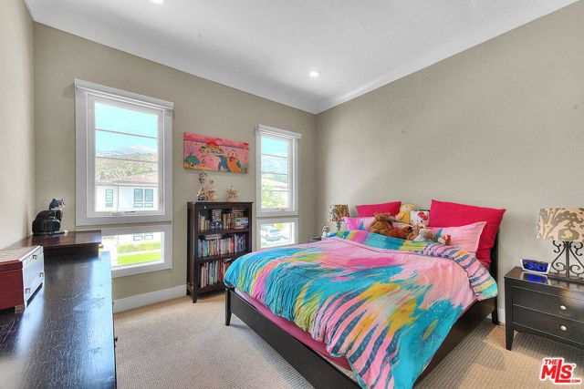 20558 W Overlook Court, Porter Ranch (los Angeles), CA 91326