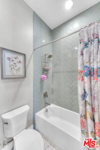 20558 W Overlook Court, Porter Ranch (los Angeles), CA 91326