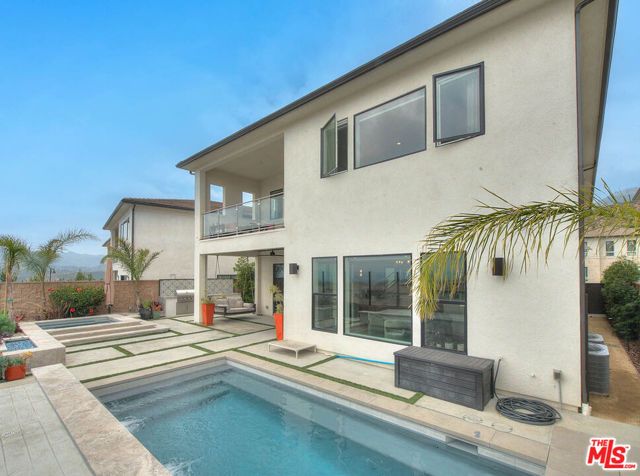 20558 W Overlook Court, Porter Ranch (los Angeles), CA 91326