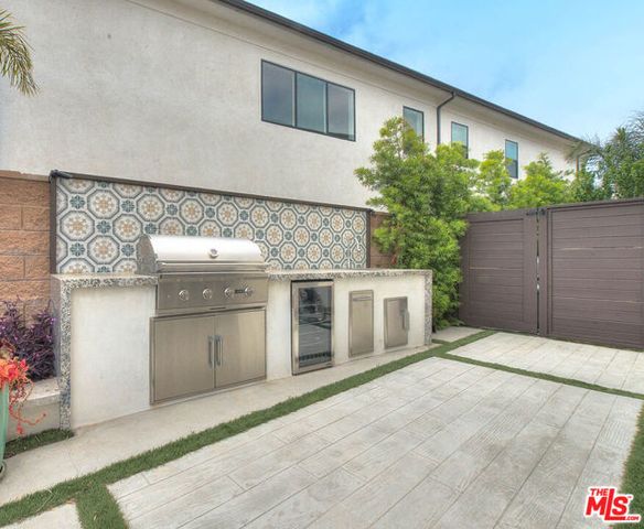 20558 W Overlook Court, Porter Ranch (los Angeles), CA 91326