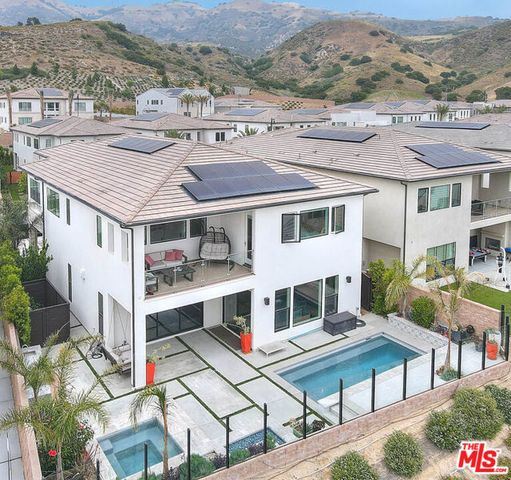 20558 W Overlook Court, Porter Ranch (los Angeles), CA 91326