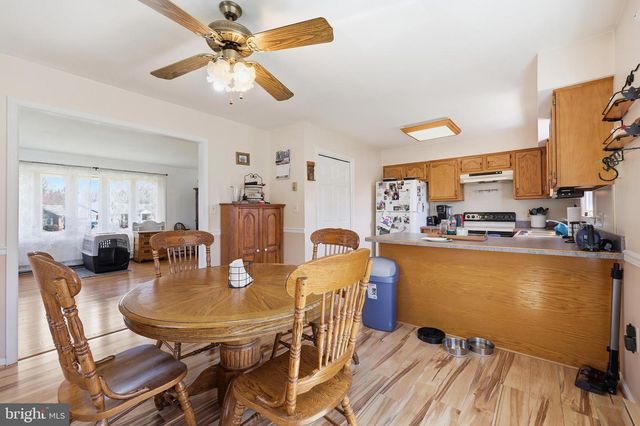 530 TUSCAWILLA DR, Charles Town, WV 25414