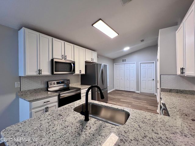 15493 TURKOMAN Circle, Jacksonville, FL 32218