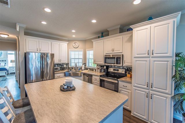 9 FREEMAN AVENUE, Punta Gorda, FL 33950