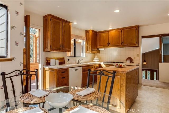 3171 Rogers Drive, Cambria, CA 93428