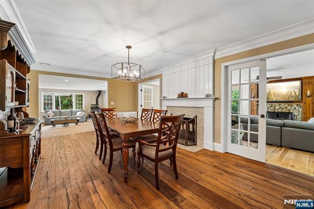 58 Powell Road, Allendale, NJ 07401
