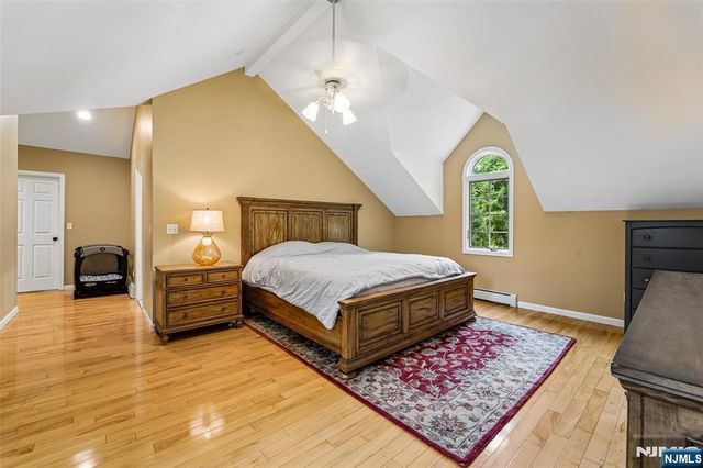 58 Powell Road, Allendale, NJ 07401