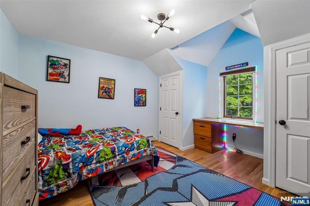 58 Powell Road, Allendale, NJ 07401