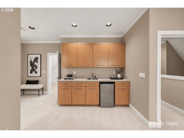 11007 Sw 32ND Ave, Portland, OR 97219