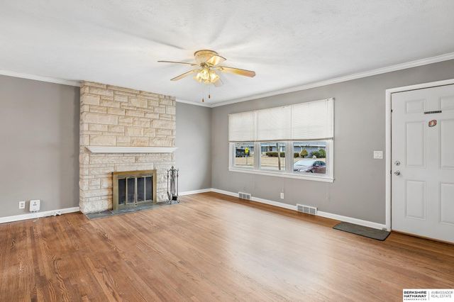 7271 Hascall Street, Omaha, NE 68124