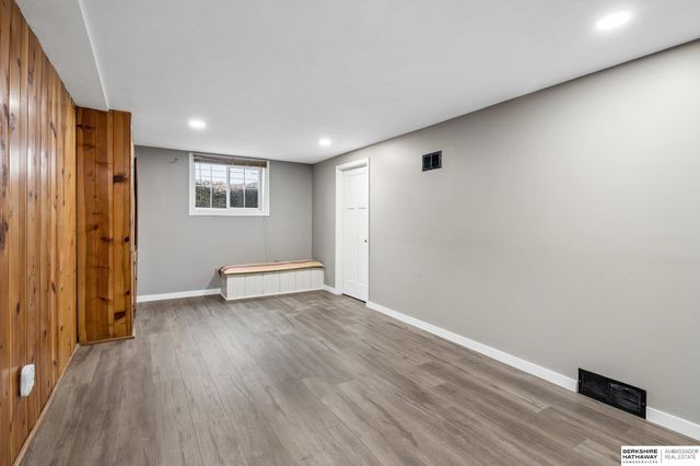 7271 Hascall Street, Omaha, NE 68124