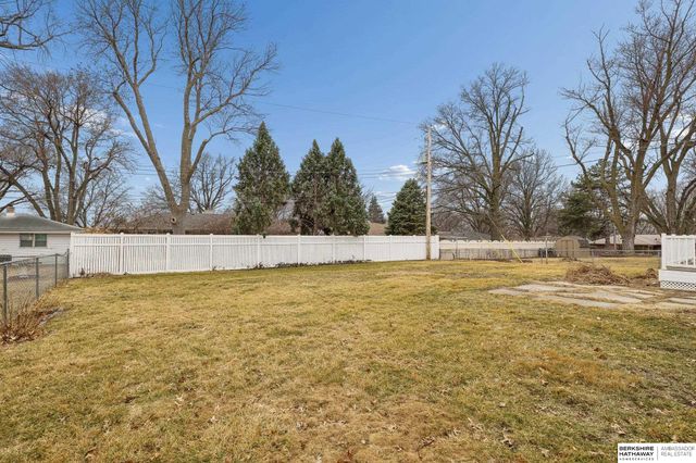 7271 Hascall Street, Omaha, NE 68124