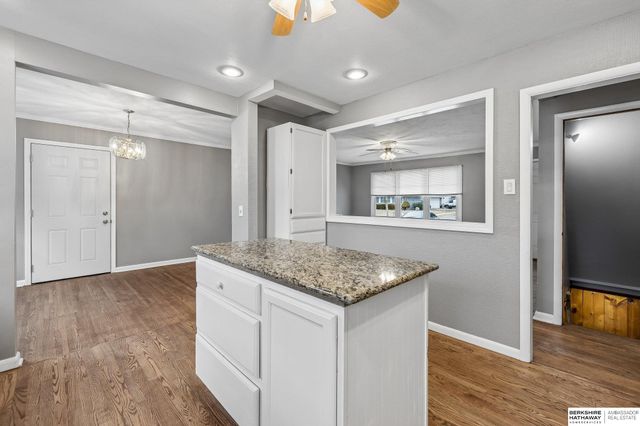 7271 Hascall Street, Omaha, NE 68124