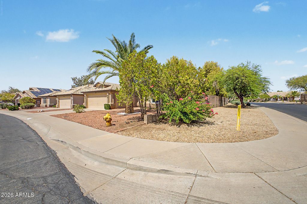 10983 W TONOPAH Drive, Peoria, AZ 85373 — photo 5