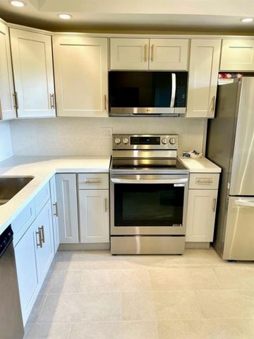 1541 S Ocean Blvd Apt 416, Lauderdale By The Sea, FL 33062