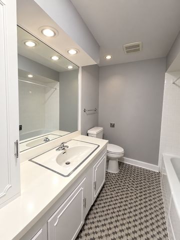 1415 Burr Oak Drive, Glenview, IL 60025