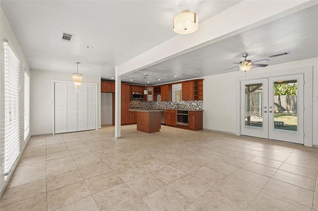 5111 Debeney Drive, Houston, TX 77039