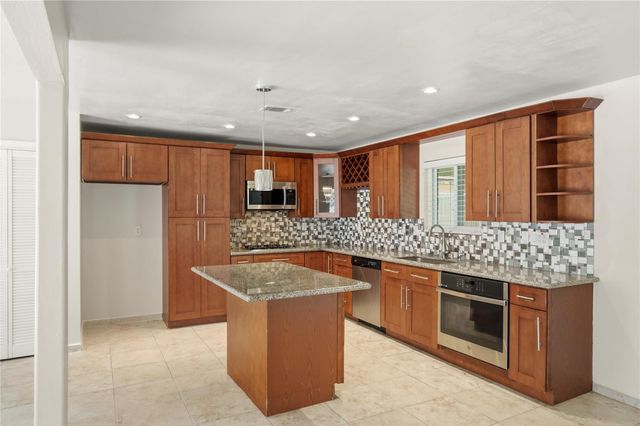 5111 Debeney Drive, Houston, TX 77039