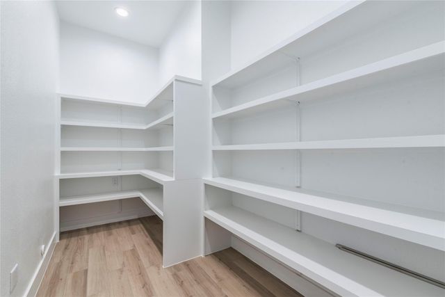 108 Gaucho WAY, Dripping Springs, TX 78620