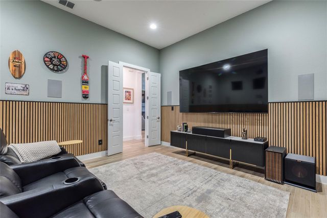 108 Gaucho WAY, Dripping Springs, TX 78620