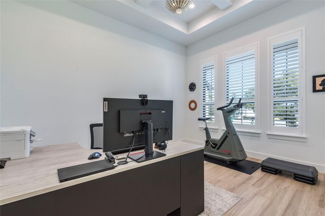 108 Gaucho WAY, Dripping Springs, TX 78620