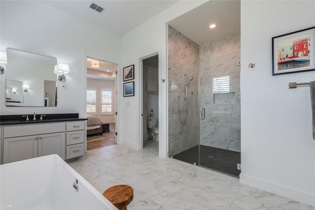 108 Gaucho WAY, Dripping Springs, TX 78620